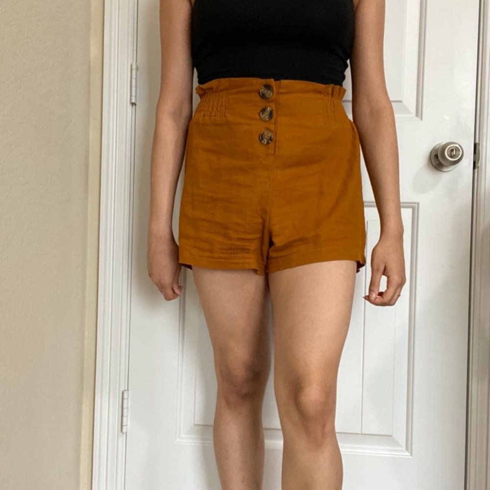 Rust High Rise Button Shorts! - Picture 4 of 6